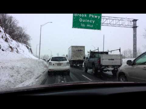 أميركي يشكو همّ الطريق فيوثق حادث طريف