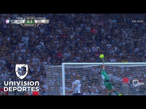 شاهد تصدي مستحيل من حارس مرمى مكسيكى لـكرباج مذهل