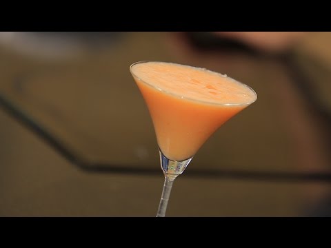 شاهد طريقة إعداد عصير أناناس بالجزر