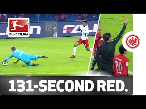 شاهد حارس مرمى يحصل على أسرع طرد