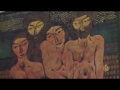 فنانون باكستانيون يعرضون لوحاتهم على الأرصفة