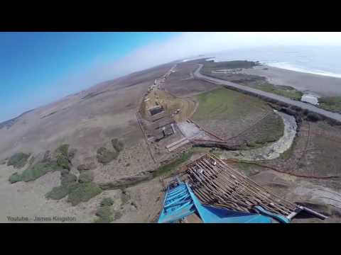 شاهد شاب يتسلق رافعة دون وجود معدات تأمين