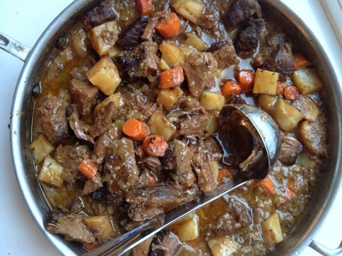 بالفيديو طريقة إعداد يخنة الفاصوليا الحارة