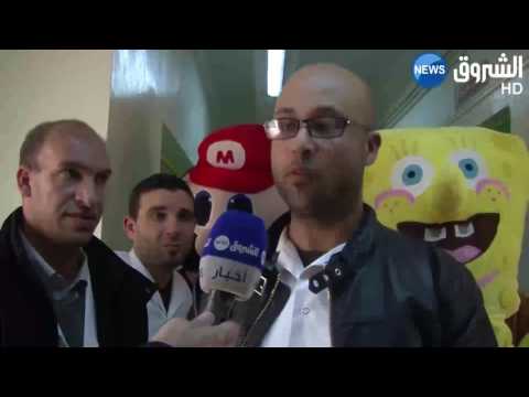 الأطباء المقيمون يشرفون على ختان جماعي للأطفال