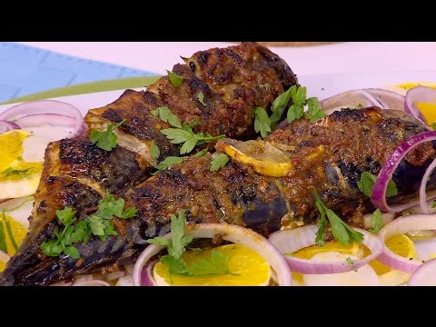 بالفيديو طريقة إعداد ومقادير سمك حار مع سلطة برتقال