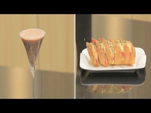 طريقة إعداد باجيت بالجبنة وسموذي خوخ بالتوت