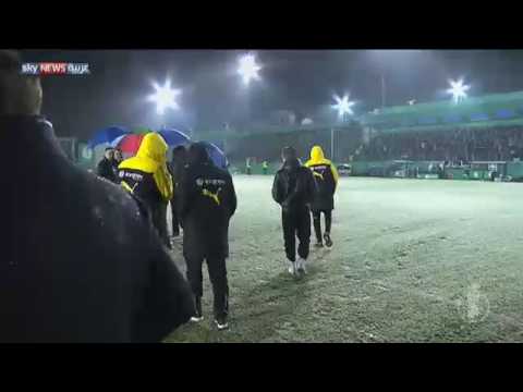 شاهد تساقط الثلوج يتسبب في تأجيل مباراة بكأس ألمانيا