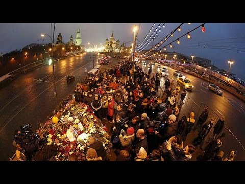 فلاديمير بوتين يعد الجميع بالنيل من قتلة نيمتسوف