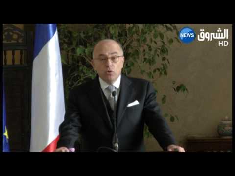 سلال يدعو فرنسا لرفع وتيرة استثماراتها في الجزائر