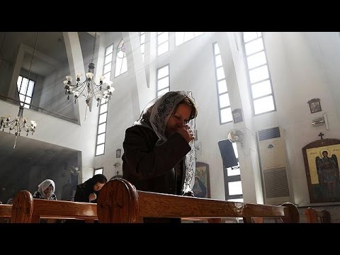 صلوات في دمشق و بغداد و مظاهرات في بيروت