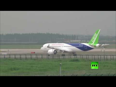 أول طائرة ركاب من طراز سي 919 صينية الصنع تنفّذ تجربة إقلاع ناجحة