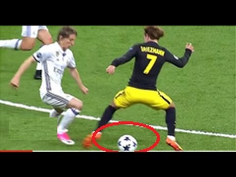 بالفيديو عندما تتم إهانة لاعبين كبار في عالم المستديرة