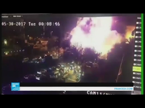 شاهد الصور الأولى للتفجير الذي ضرب حي الكرادة في بغداد