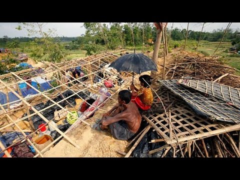 شاهد إعصار مورا في بنغلادش