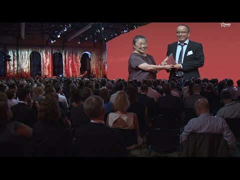 تتويج المغربي عدنان رمال بجائزة المخترع الأوروبي