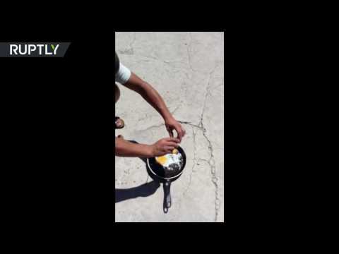 شاهد كازاخستاني يقلي البيض على درجة حرارة الشمس