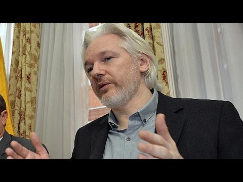 شاهدالنيابة السويدية مستعدة للاستماع لأسانغ في لندن