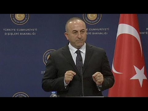 شاهد توقيف سوري يساعد 3 بريطانيات على الدخول إلى دمشق