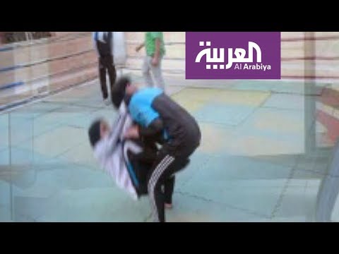شاهد مصريات يزحن الرجال وينزلن إلى حلبة المصارعة
