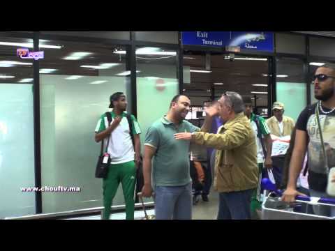 وصول بعثة الرجاء البيضاوي لمطار محمد الخامس