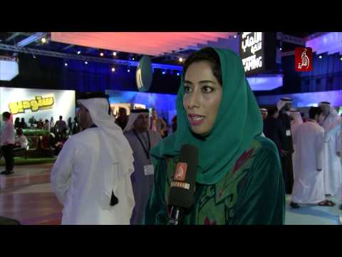 شاهد محمد بن راشد يكرّم الفائزين بجائزة رواد التواصل الاجتماعي العرب