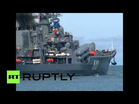 مدمرات وكاسحات ألغام تشارك في تدريبات الأسطول الروسي