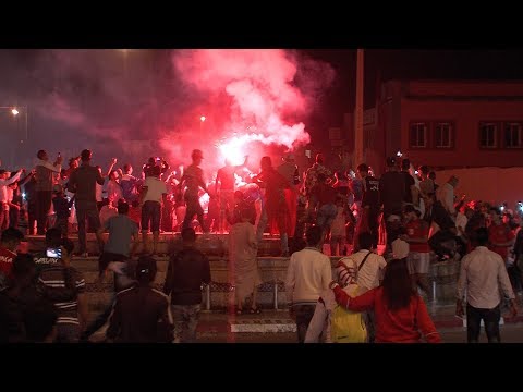 شاهد نشوة الفوز تُخرج آلاف المشجعين إلى الشوارع