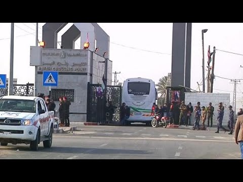 شاهد مصر تفتح الحدود مع غزة