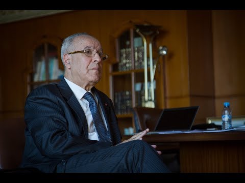 شاهد أحمد التوفيق يوضح كيفية هيكلة الحقل الديني في المغرب