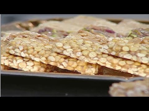 شاهد طريقة إعداد أفضل طريقة لعمل جميع المكسرات حلاوه المولد الشيف