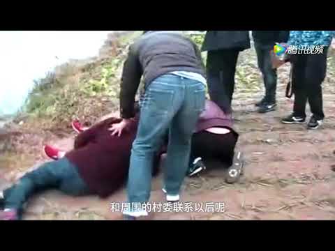 شاهد أم تقتل نفسها خلال احتفال ابنها بخطبتها