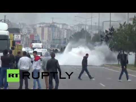 اشتباكات بين الشرطة التركية والأكراد فيديو