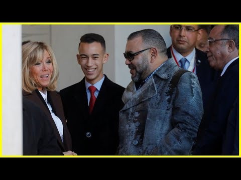 شاهد كيف تفاعلت زوجة الرئيس الفرنسي ماكرون مع الملك محمد السادس