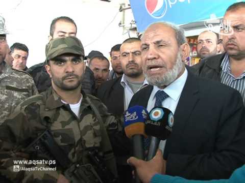 الإفراج عن إسماعيل الزهار بعد سنوات طويلة فيديو