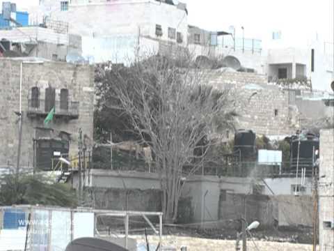 إسرائيل تسطو على جزءٍ كبيرٍ من الحرم الإبراهيمي فيديو