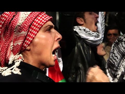 شاهد آلاف المتظاهرين في الأردن