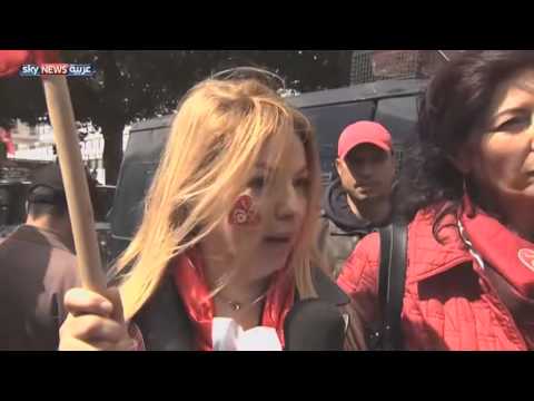 التونسيون يحيون ذكرى الاستقلال