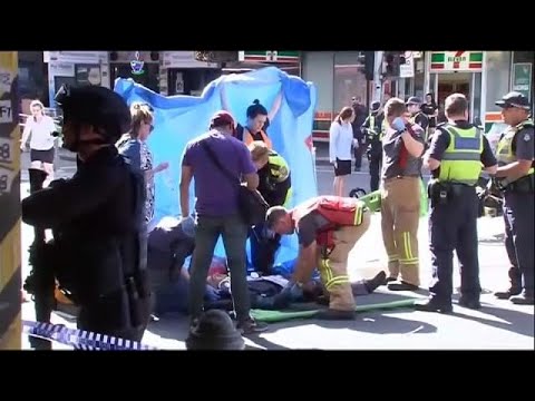 شاهد 19 شخصا ضحايا عملية دهس متسوقين في سوق الميلاد في ملبورن