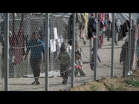 شاهد لمحة عن حياة اللاجئين في جزيرة كيوس اليونانية