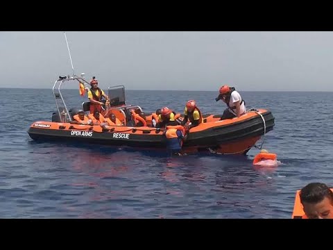 إنقاذ 255 شخصًا في البحر الأبيض المتوسط