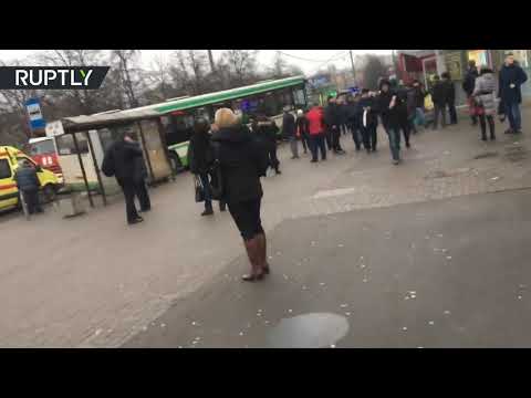 إصابة 3 أشخاص في حادث اصطدام حافلة