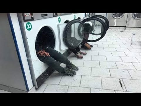 شاهد مغاربة ينامون في آلات الغسيل وسط باريس