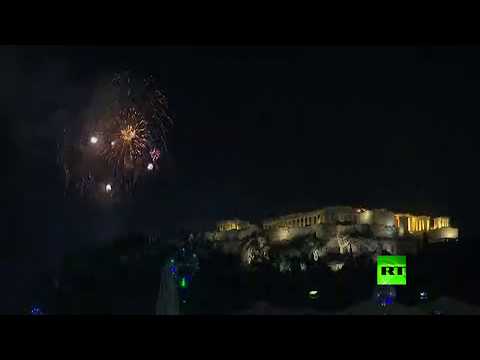 بالفيديو اليونان تحتفل بقدوم العام الجديد