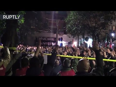 شاهد آلاف النازيين الجدد يتظاهرون في روما