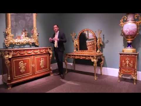 شاهد  معرض أميركي يعرض غرفة نوم الملك فاروق المسروقة للبيع