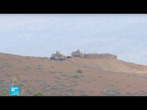 شاهد القوات البرية التركية تدخل في منطقة عفرين السورية