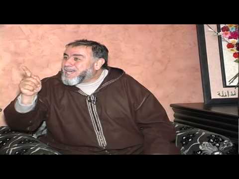 الشيخ عبد الله نهاري يصف الكرة بمخدر الأفيون