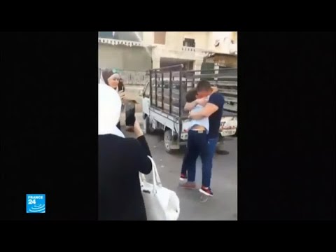 شاهد لاجئون سوريون يعودون إلى الوطن