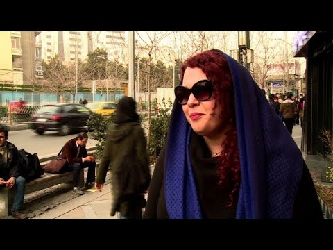 شاهد احتجاجات الايرانيات ضد الحجاب تتوج سنوات من التطور الاجتماعي