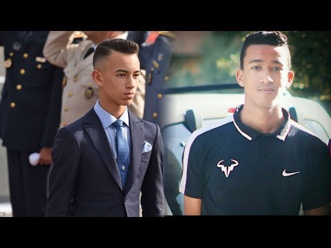 شاهد شبيه ولي العهد يكشف عن مطالب الجماهير منه